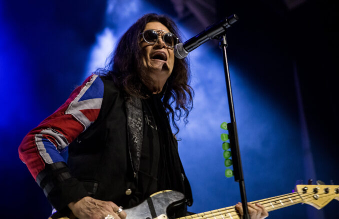 GLENN HUGHES (Live at The Town Hall, Middlesbrough, U.K., November 28, 2019)